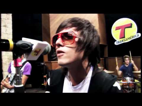 Restart em "Happy rock sunday" no Estúdio Transamérica Pop