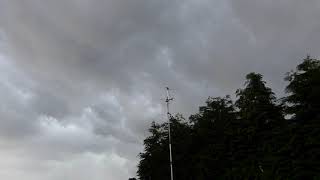 following the thunder and lightning with a real time lighting map