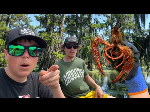 2 Days in the Swamp | Alligator Gar, Catfish noodles & Crawfish Catch and Cook!