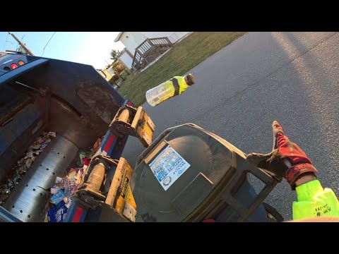 Garbage Truck Toter PoV | LONG Recycle Route