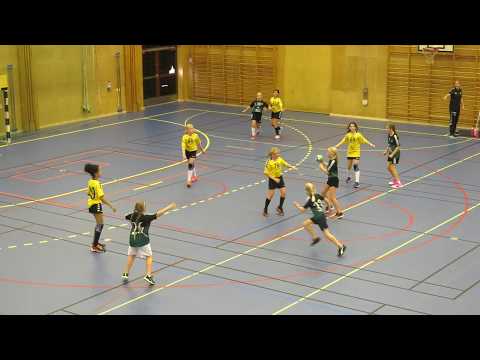 F10 Rosa Kärra HF Svart - Önnereds HK Vit Del 1