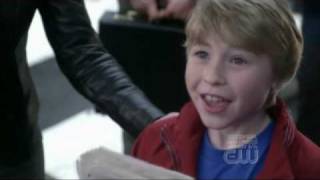 Smallville - Infamous [Uh Huh Her - Dreamer]  Music Video