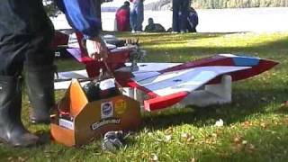 preview picture of video 'R/C  Seaplane Meeting in Holsljunga Sweden 2000'