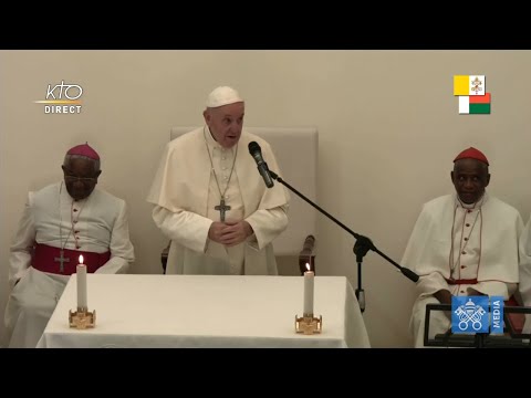 Office du milieu du jour avec le pape François à Madagascar