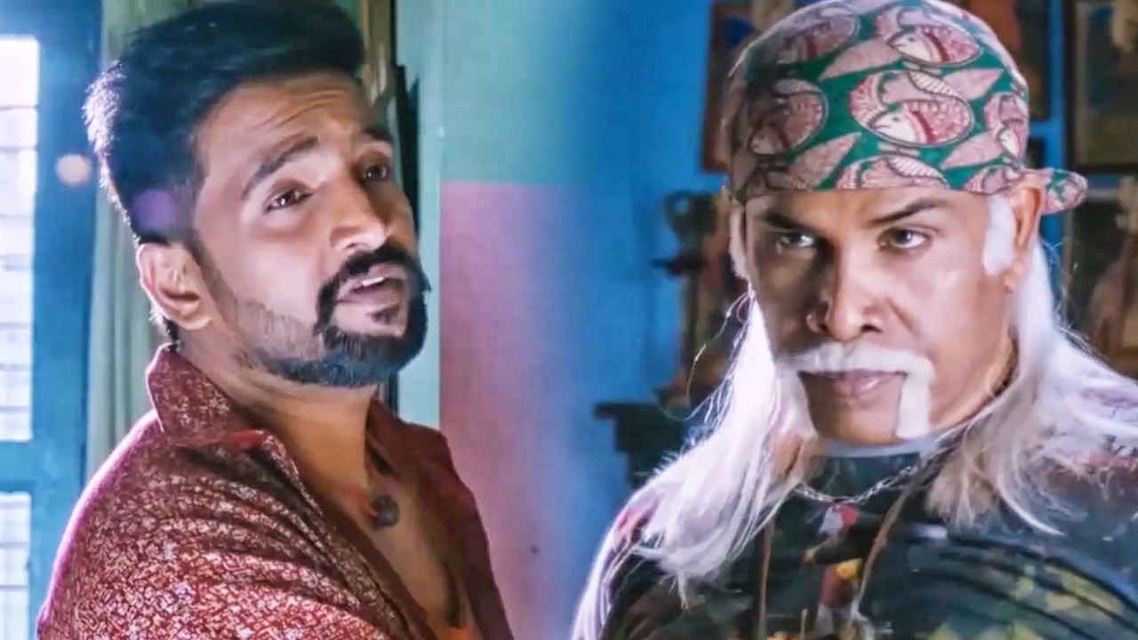 Santhanam आनंदराज को खुदको पुरानी नोट की तरह जमा करने बोलता 