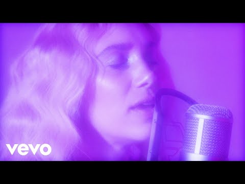 Video thumbnail for I Trance (Stripped Down Version)