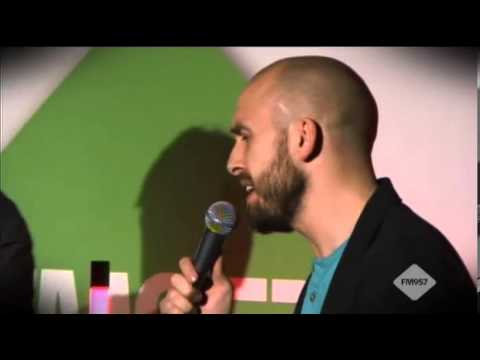 Eldhúspartý FM957 2012 - Sverrir Bergmann - Ég Fer Ekki Neitt