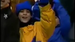 Macy&#39;s Thanksgiving Day Parade 2000: Reach Your Hand Up High