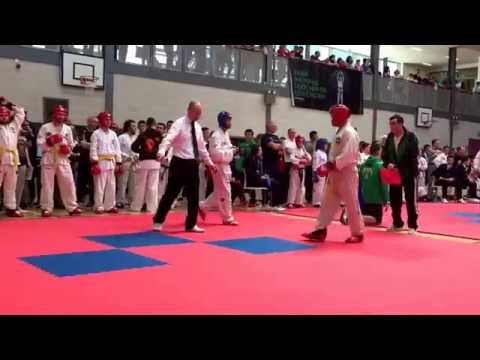 Master Douglas Tournament 2015 - Yellow belt sparring semifinal