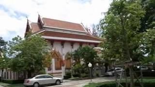 preview picture of video 'Chachoengsao, Wat Paniparam Part 2 - Thailand'