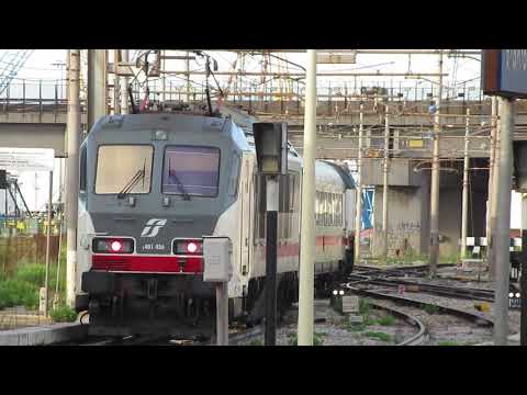 Italy: Taranto, FS class D445 and E401 locos on IC trains to Reggio di Calabria and Roma Termini