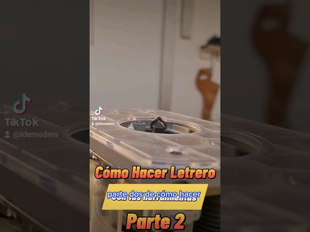 Vídeo relacionado con Letrero de puerta de de madera intercambiable, decoraciones de temporada