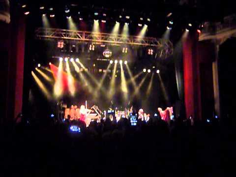 Yo me Llamo Cumbia - Raices and Classico Latino