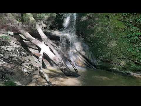 Cascada din Cheile Valsanului jud Arges