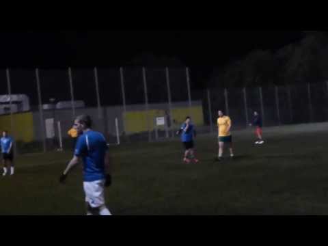 Winterliga Bremen: 1. FC Miseria Pilsen - Azzurri di Brema 2:0 (1:0) 2. Teil, 1. Halbzeit