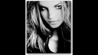 Britney Spears - Black Widow (Viuda Negra) Español