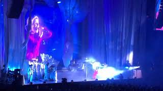 Download lagu Robyn - With Every Heartbeat (Honey World Tour - MSG, NY - March 8th, 2019) mp3
