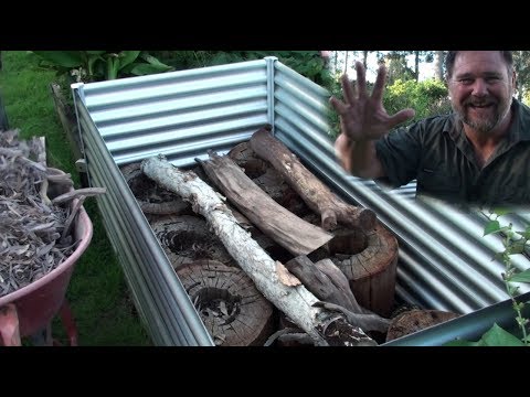How To Hügelkultur AMAZING Grow Method For Raised Beds Vegetable Gardens -...