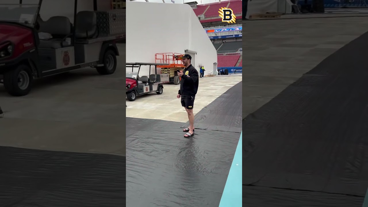 Game over 😂 🏈 🍝