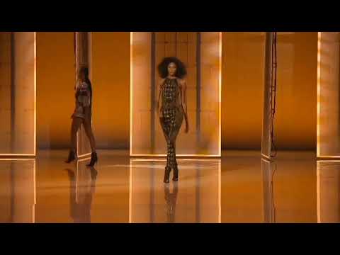 Cindy Bruna for Balmain SS 2022 Paris Fashion Week september 29, 2021