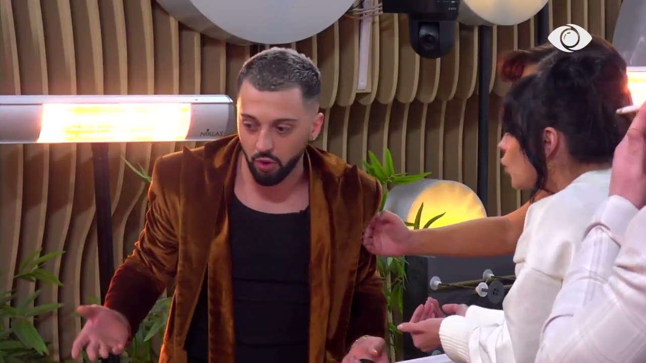 “Ju gjeta njëri me tjetrin”/ Egli debaton me Gjestin për Vserlon: Më puthi në faqe…