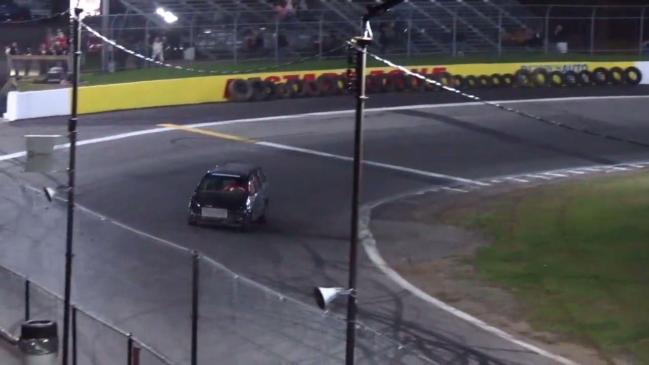 Star Speedway Pre-Howler Beer Wagons Feature