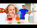 Nastya herself prepares slime for children