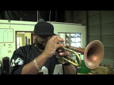 Rashawn Ross Plays Dean's RAJA III B-flat - Bebop To 