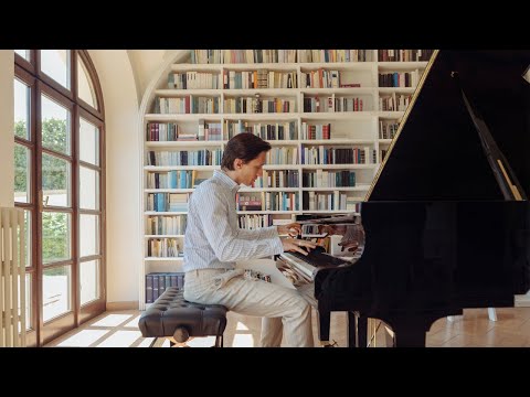 Be Your Change with Alexander Romanovsky | Brunello Cucinelli