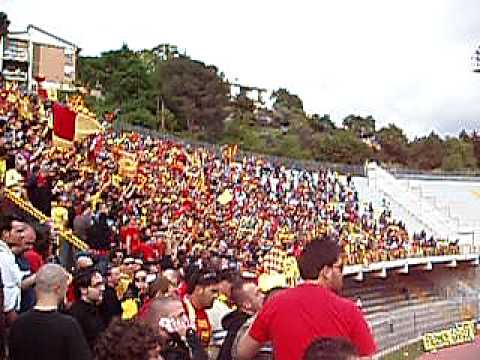 Ascoli-Lecce 1-2 Ultra Lecce Curva Nord