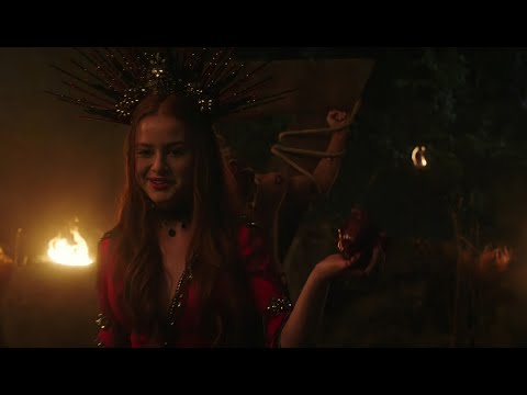 Riverdal 6x01: The ritual scene (Cheryl's scenes)