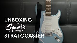 Video thumbnail for My first electric guitar unboxing - Squier Affinity Stratocaster in Ice Blue Metallic by Trương A. Minh