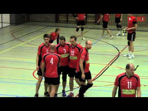 Volleybal Heren 2e kl. G: L.V.C. H2 - Steevast H3 [09-10-2015]