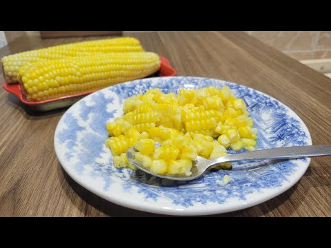 Milho com manteiga no pratinho igual o de praia.