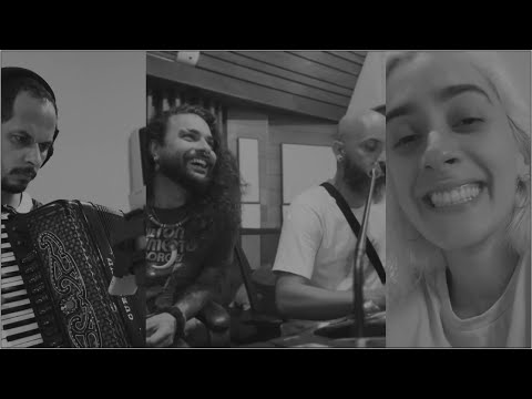 André Prando - Zum zum zum (feat Juliana Linhares)