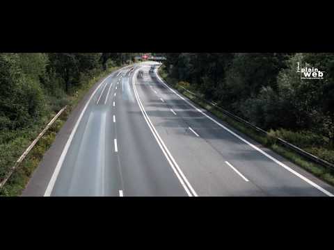 Autobahn Langzeitbelichtung - Tag - 2 Sek. 24p Cinema