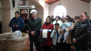preview picture of video 'Batismo do Tomás na Igreja de Espinhel em 28-12-2014'