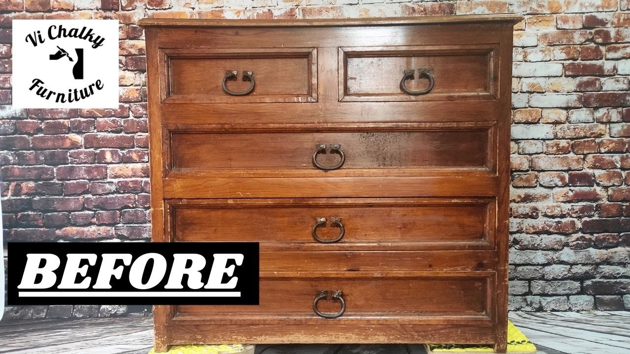 Vintage Oak chest of drawers gets new look.