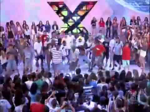 MC Federado mostra a nova música passinho do Desloca na tv Xuxa