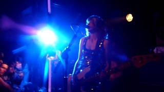 At 1AM - The Subways (Harlow Square 19/12/2009) (HD)