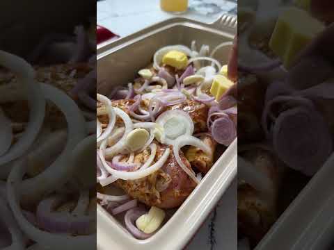 Fall off the bone baked chicken #bakedchicken