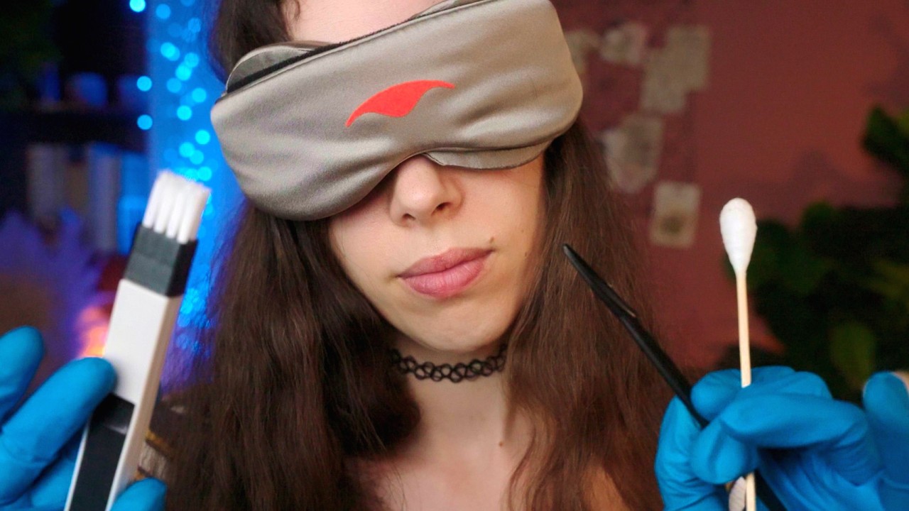 ASMR I Tried Ear Cleaning Completely Blind