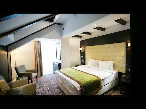 Castelnor, Păltiniş, Romania