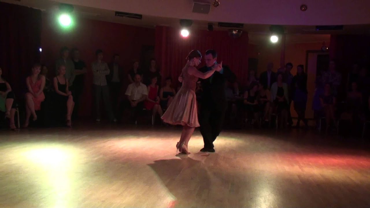 Esteban Moreno & Claudia Codega