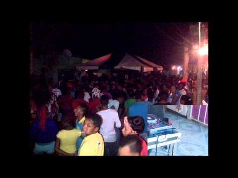 CHICA ACTIVA- LATIN FRESH MUSICAL