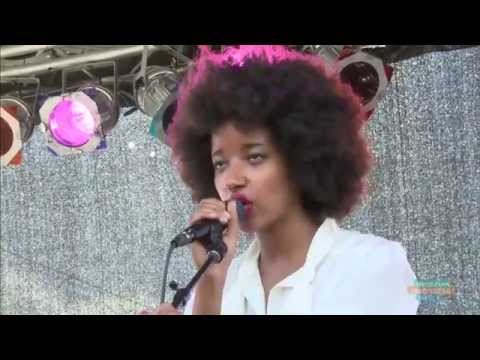 The Tontons perform 