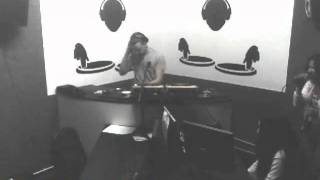 (7)DJ's JMP & Noise alongside MC/Vocalist SEXY J