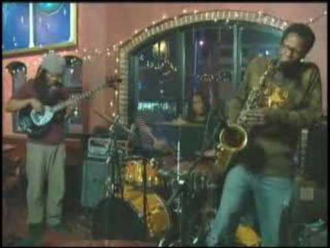 Broun Fellinis video