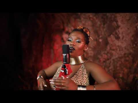 Nobuhle - Redbox Garden Sessions (Episode 4)