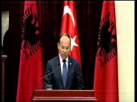PRESIDENTI NISHANI PRET HOMOLOGUN TURK ERDOGAN, APEL PER PAQE E DIALOG NE MAQEDONI LAJM